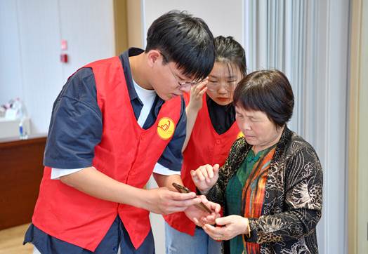 筑牢基层战斗堡垒 建设幸福和美乡村 